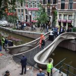 První ocelový most vytištěný na 3D tiskárně je v Amsterdamu