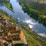 Střední Čechy zaznamenaly rekordní návštěvnost v hlavní turistické sezóně